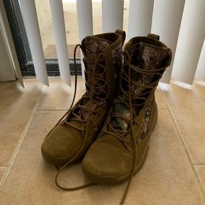 Nike Field and Stream Boots